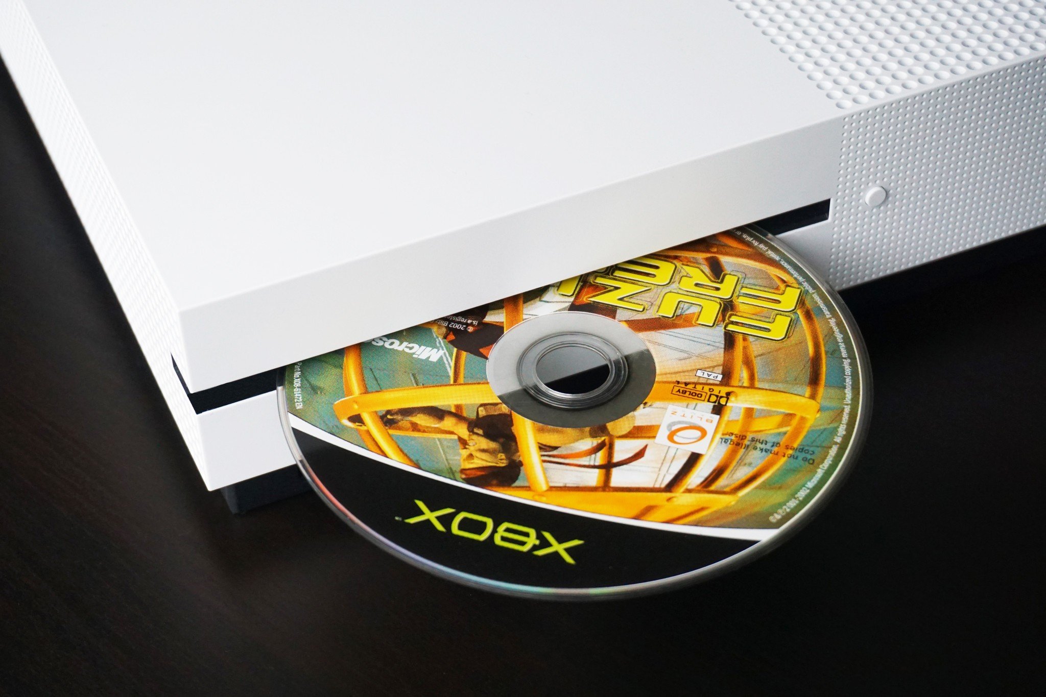 Владельцы Xbox смогут оцифровывать физические копии игр, чтобы запускать их без дисков