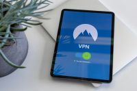 Минцифры планирует усилить контроль за IP-адресами легальных VPN, чтобы через них не обходили блокировки