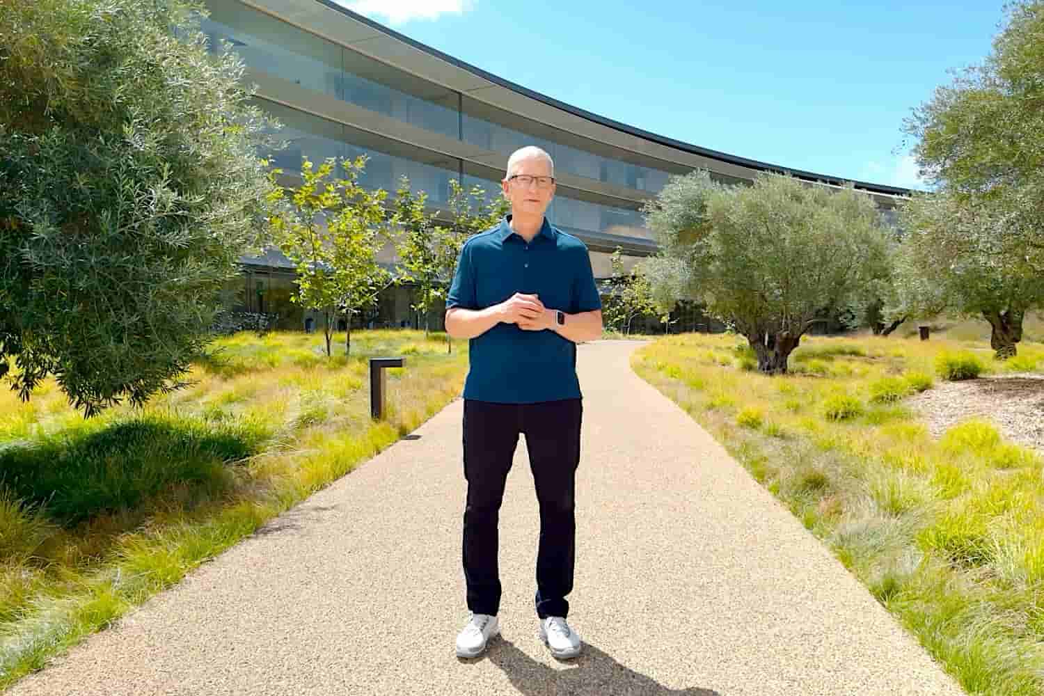 Apple провела прощальную вечеринку для Тима Кука в Apple Park