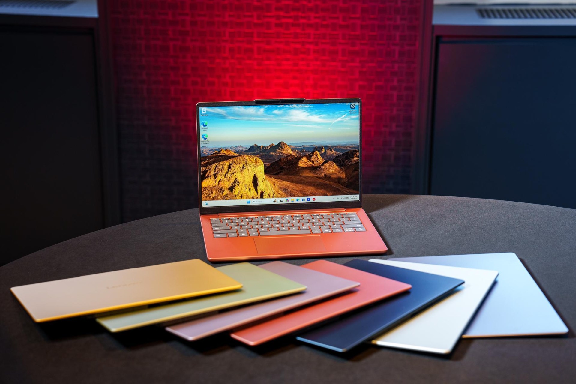 Lenovo показала бюджетный ноутбук IdeaPad Vibe. Это конкурент MacBook Neo, но на Windows и с подсветкой клавиатуры