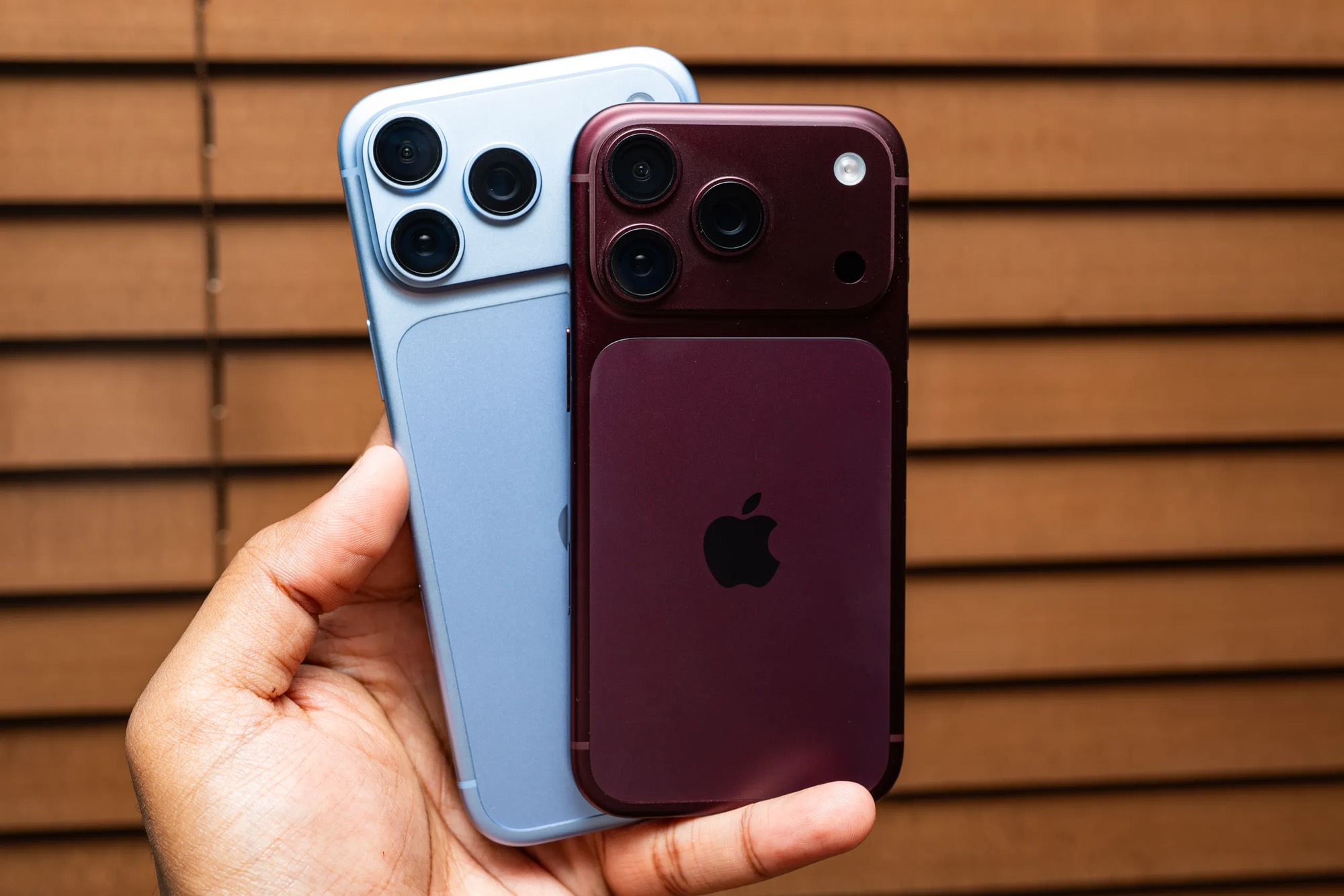 Apple Intelligence на iPhone 18 Pro и iPhone Duo требует почти в два раза больше свободного места
