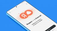 Минцифры предложило сделать Алису AI неудаляемой на смартфонах в России