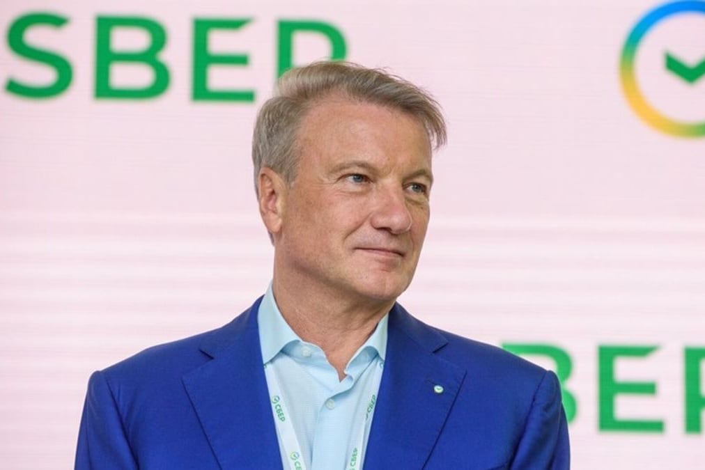 «На полгода позади Китая»: Герман Греф назвал главную проблему отечественных ИИ-моделей