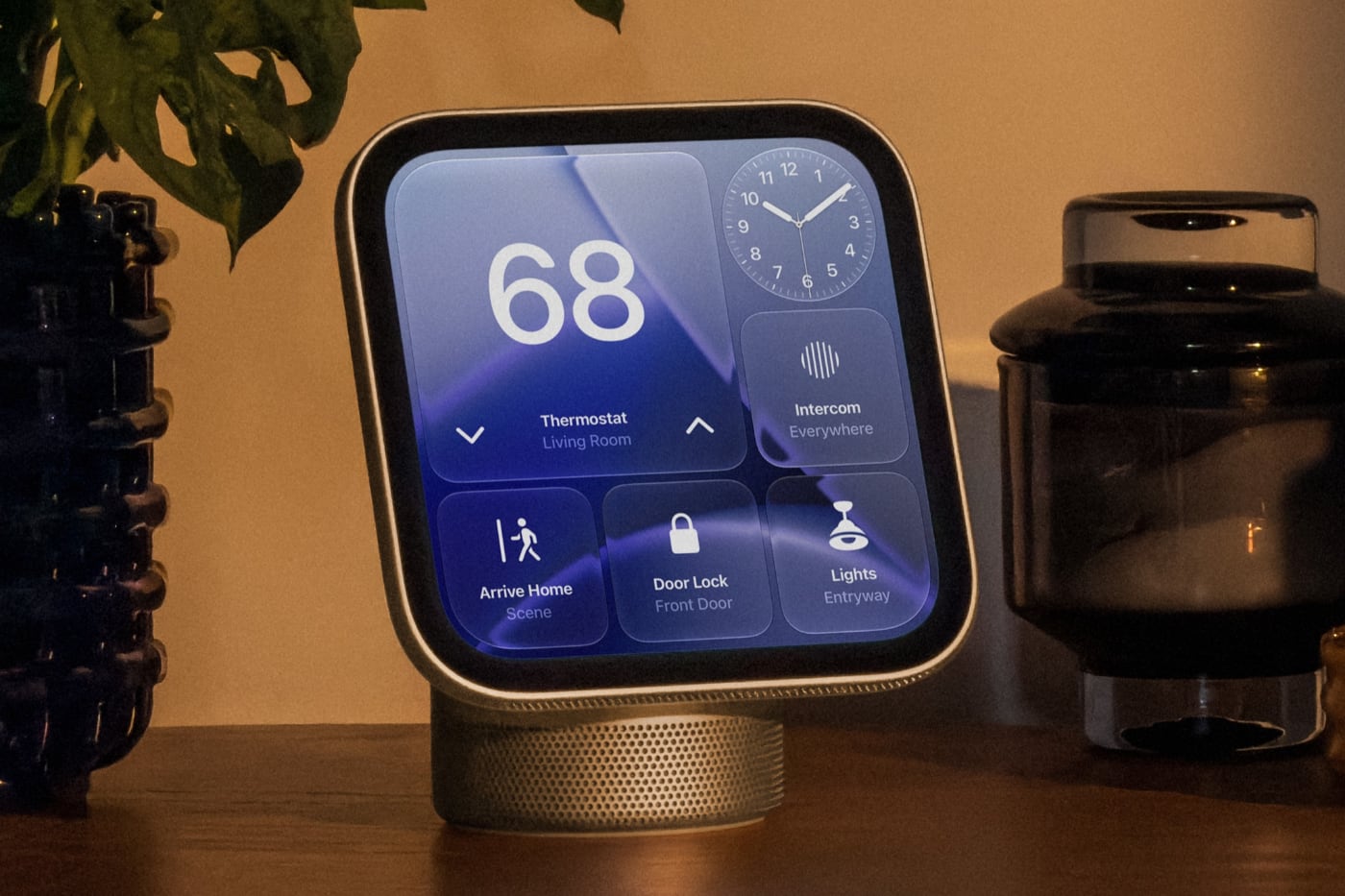 Домашний хаб HomeView оснащён датчиками температуры и влажности