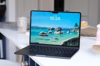 Apple MacBook Air M5 photographed by Adrian Weckler Apple тестирует MacBook Air и iMac с OLED-экранами