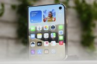 Сотрудник Apple Store раскрыл масштаб дефицита iPhone Duo до 50 штук на магазин, а перекупы взвинчивают цены